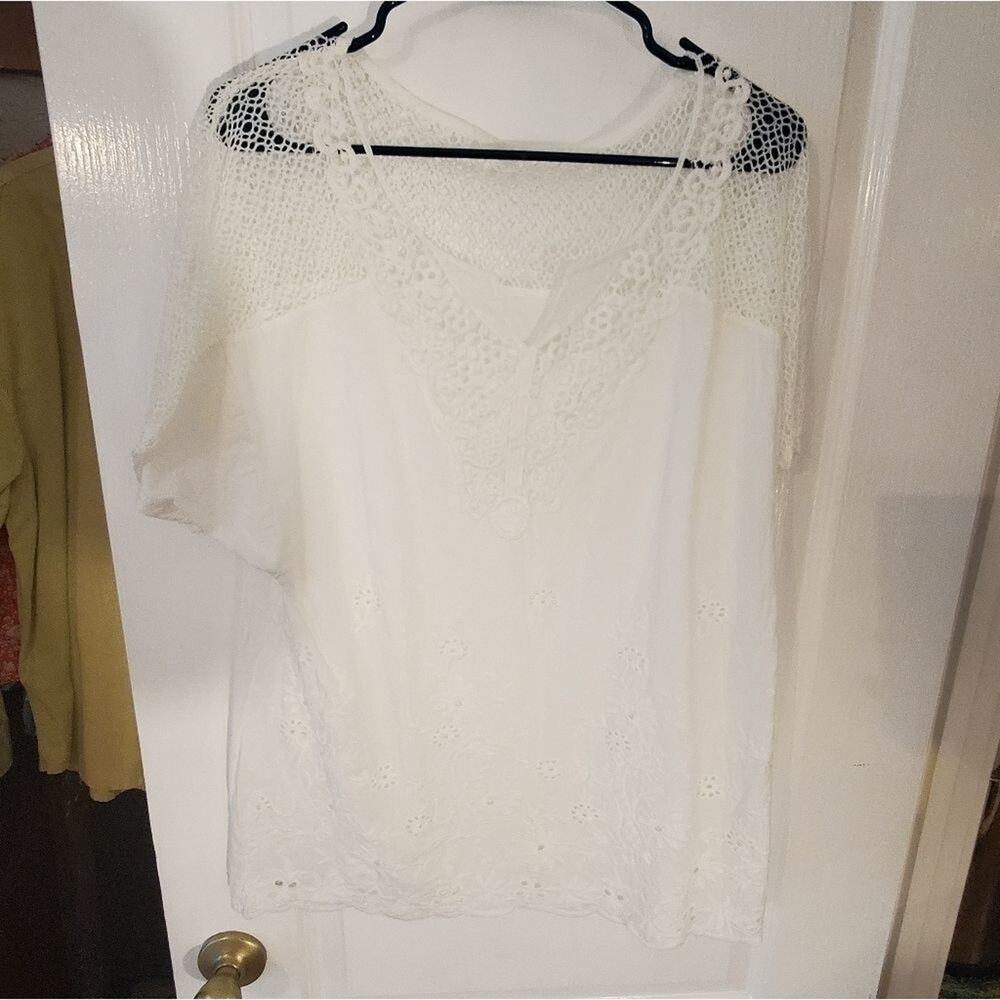 FLORAL EMBROIDERED lace semi sheer coverup‎ XL